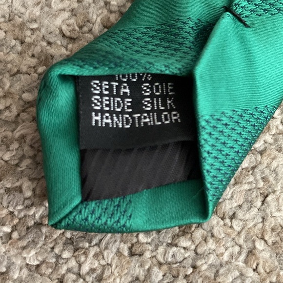 Men’s Necktie - Picture 5 of 5